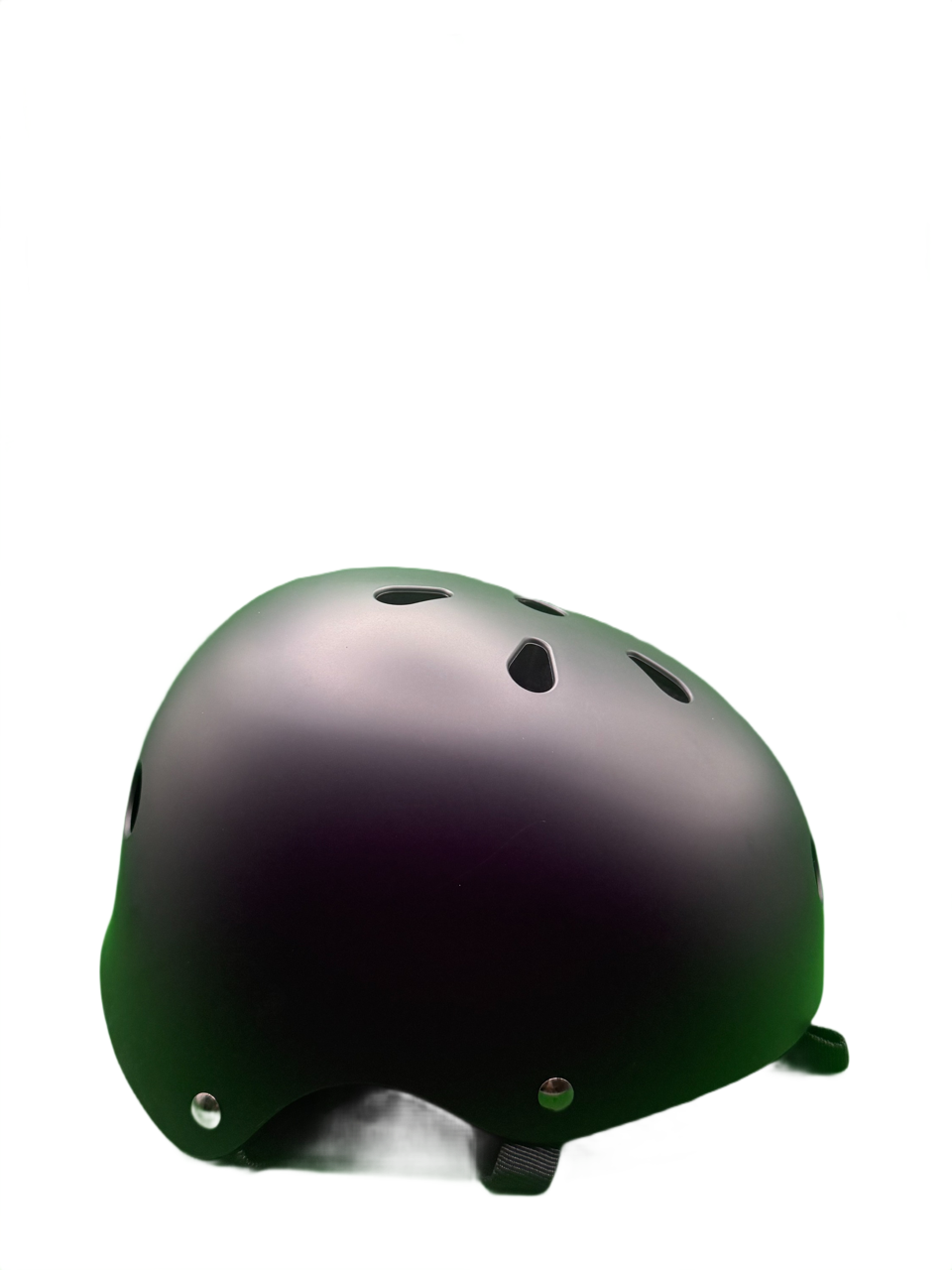 M ზომის შავი მრავალპუნქტიანი ჩაფხუტი [119]